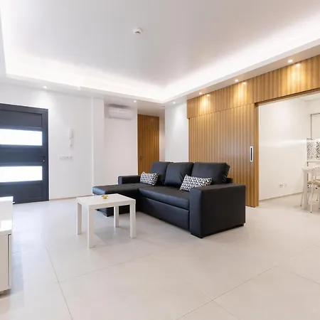 Correeira Luxury Residence T2 C- Albufeira, Pools, Wifi, Bbq, Beach شقة *